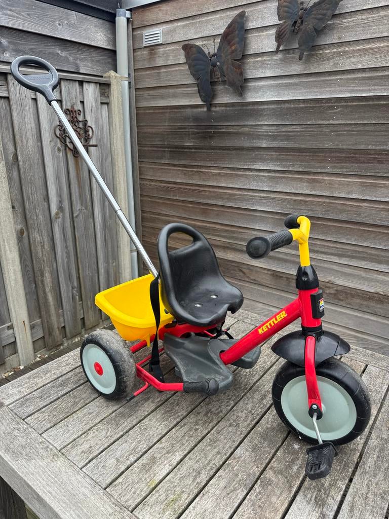 Kettler Loopfiets/driewieler met duwstang en kiepbakje, Ophalen, Gebruikt, Loopfiets