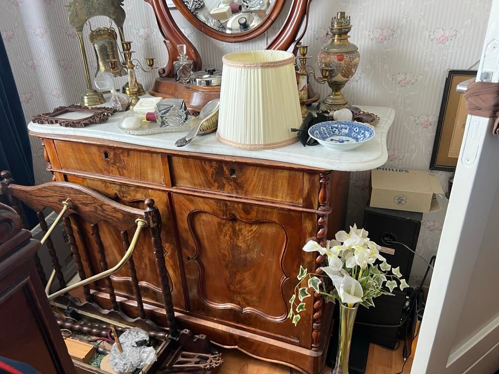 Antiek dressoir met marmeren blad en spiegel, Antiek en Kunst, Ophalen