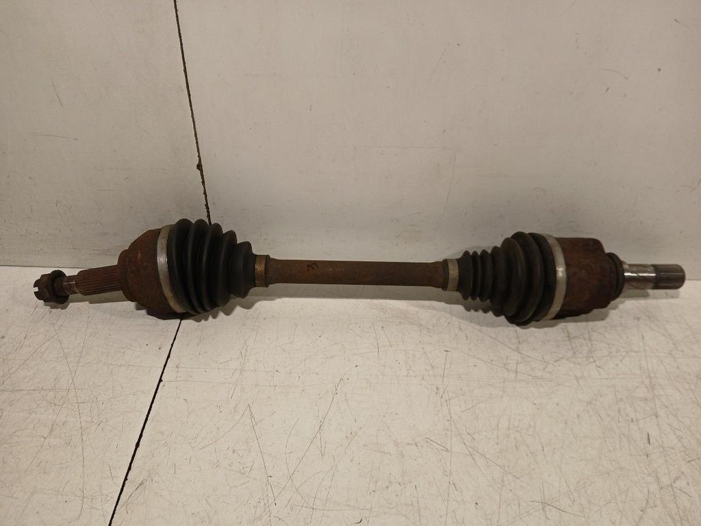 Aandrijfas links voor Renault Trafic, Onderdelen@venauto.nl, Van der Ven Autorecycling B.V., Gebruikt, Ettenseweg 76, 4706 PB Roosendaal, The Netherlands