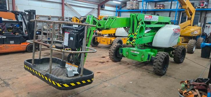 Niftylift HR 21 D knikarmhoogwerker 4x4 Diesel nifty, Zakelijke goederen, Machines en Bouw | Liften, Steigers en Ladders