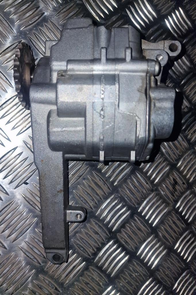 Oliepomp Mercedes E-300 CDI V6 24V 2009 A6421811201, Ophalen of Verzenden