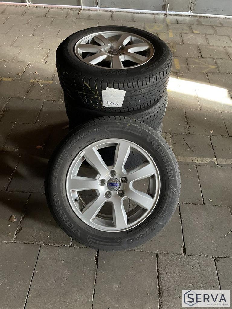 Volvo “Oden” wielen met Vredestein Ultrac zomerbanden, Ophalen, Gebruikt, -, Banden en Velgen
