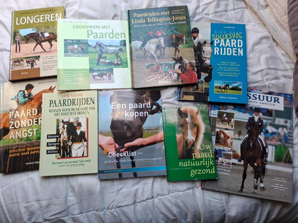 Paardenboeken te koop, Boeken, Ophalen of Verzenden, Zo goed als nieuw, Overige onderwerpen