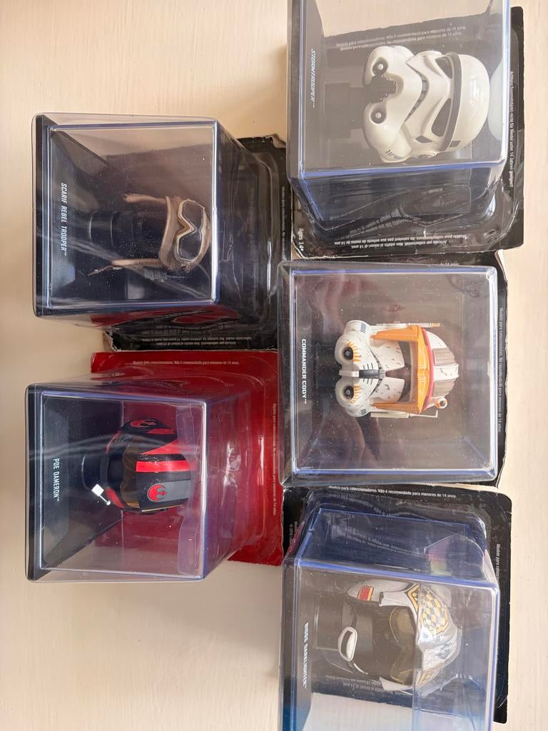 Star Wars helmpjes 9 stuks, Verzamelen, Star Wars, Ophalen, Nieuw, Beeldje of Buste