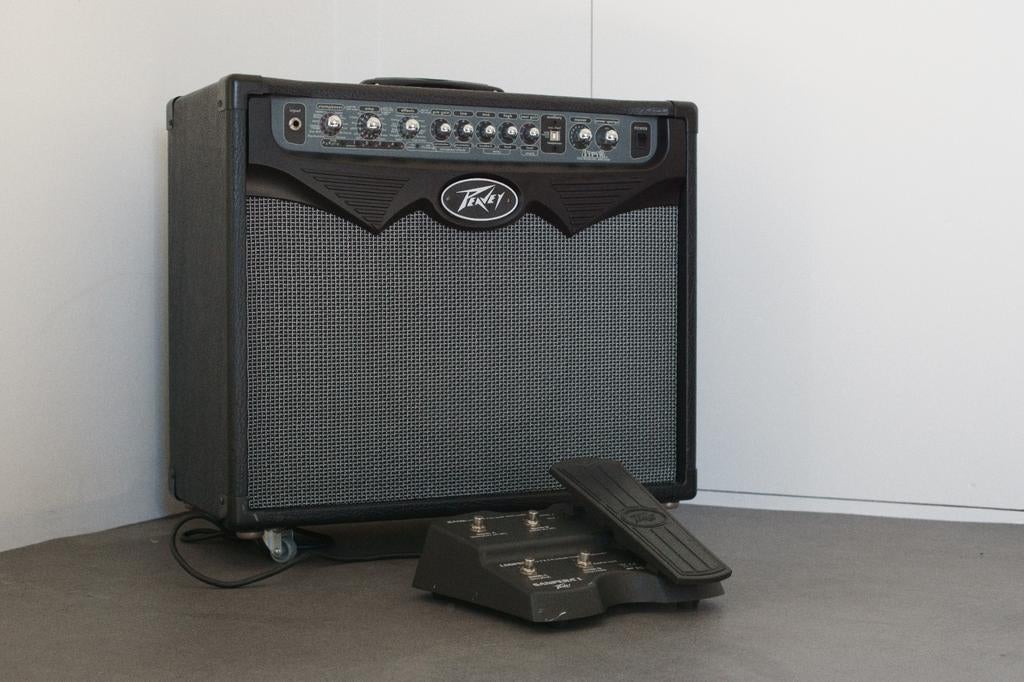 Peavey Vypyr 75 versterker + Sanpera 1 pedaal, Muziek en Instrumenten, Versterkers | Bas en Gitaar, Ophalen of Verzenden, Zo goed als nieuw