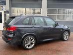 BMW X5 xDrive50i High Executive 7p Dealer onderhouden Bj 201, Automaat, Lichtsensor, Gebruikt, 7 stoelen