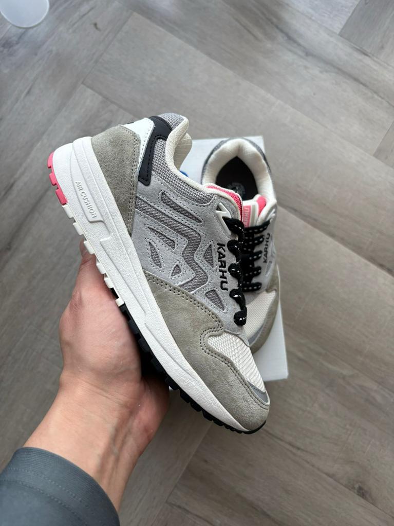Karhu Legacy 96 sneakers – Abbey Stone – EU 36 – nieuw, Nieuw, Ophalen of Verzenden, Grijs, A