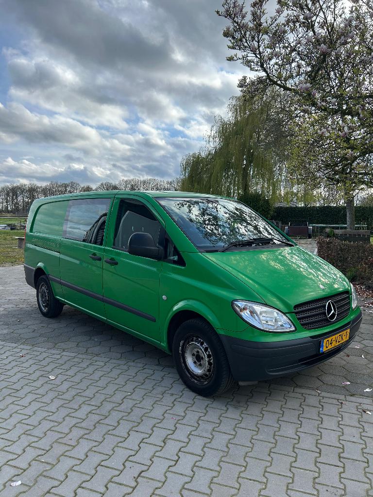 Mercedes-Benz Vito 2.1 CDI 109 DC 2009 APK  25-02-2027, Auto's, Bestelauto's, Airbags, 2000 kg, Grijs, Particulier