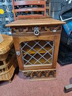 Leuk klein antiek kastje, Ophalen, Gebruikt