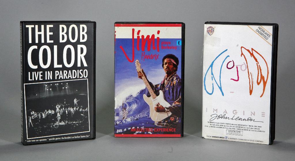 vhs muziektapes zeldzaam,Jimi Hendrix,John Lennon, Cd's en Dvd's, VHS | Documentaire, Tv en Muziek, Alle leeftijden, Ophalen, Gebruikt