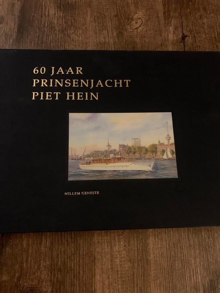 60 JAAR PRINSENJACHT PIET HEIN, Ophalen of Verzenden, Zo goed als nieuw