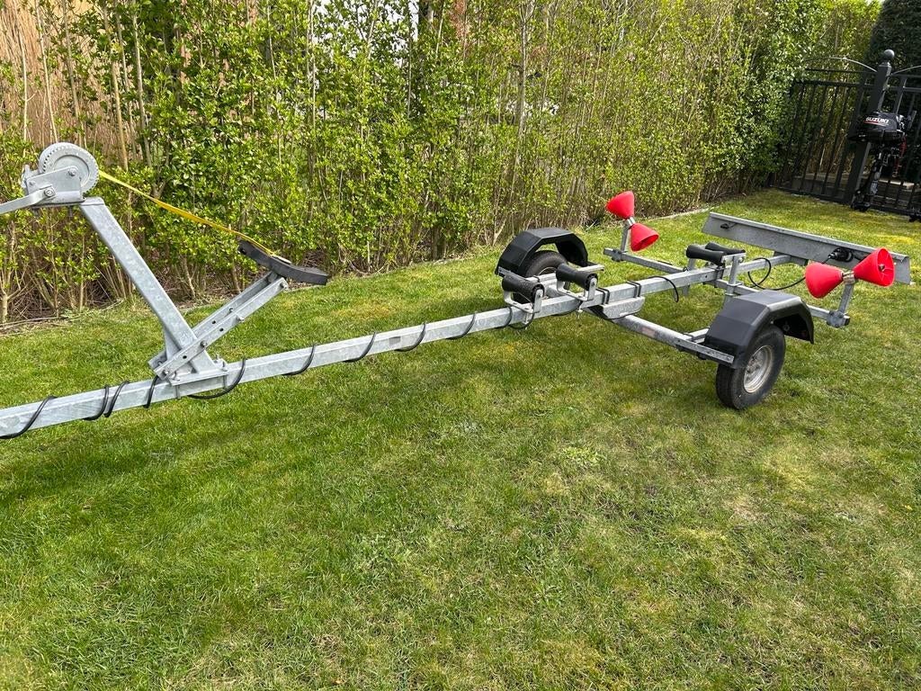 Kalf boottrailer, Watersport en Boten, Rubberboten, Gebruikt, Overige merken, Hout, Minder dan 70 pk, Benzine, Ophalen