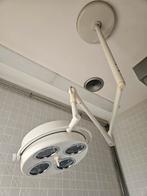 Professionele Operatielamp - Plafondmontage, Ophalen, Gebruikt, Industrieel, Medisch, Vintage