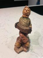 Vintage beeldje jongen met accordeon, Ophalen of Verzenden, Gebruikt, Mens