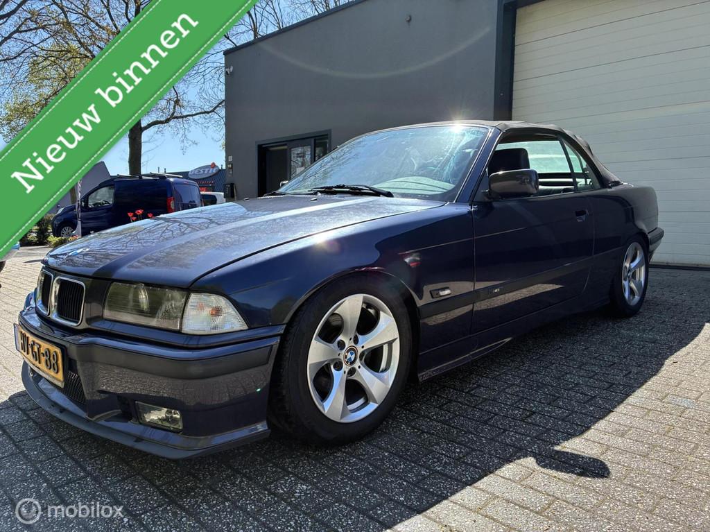 BMW 3-serie Cabrio 318i facelift / handgeschakeld / cabrio, Auto's, BMW, Achterwielaandrijving, Gebruikt, 4 cilinders, Cabriolet