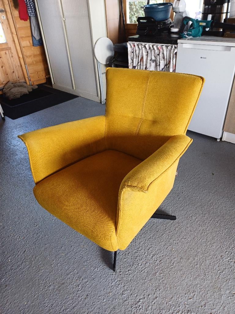 compacte draaifauteuil, Huis en Inrichting, Fauteuils, Zo goed als nieuw, Metaal, Stof, 50 tot 75 cm, Minder dan 75 cm, Ophalen