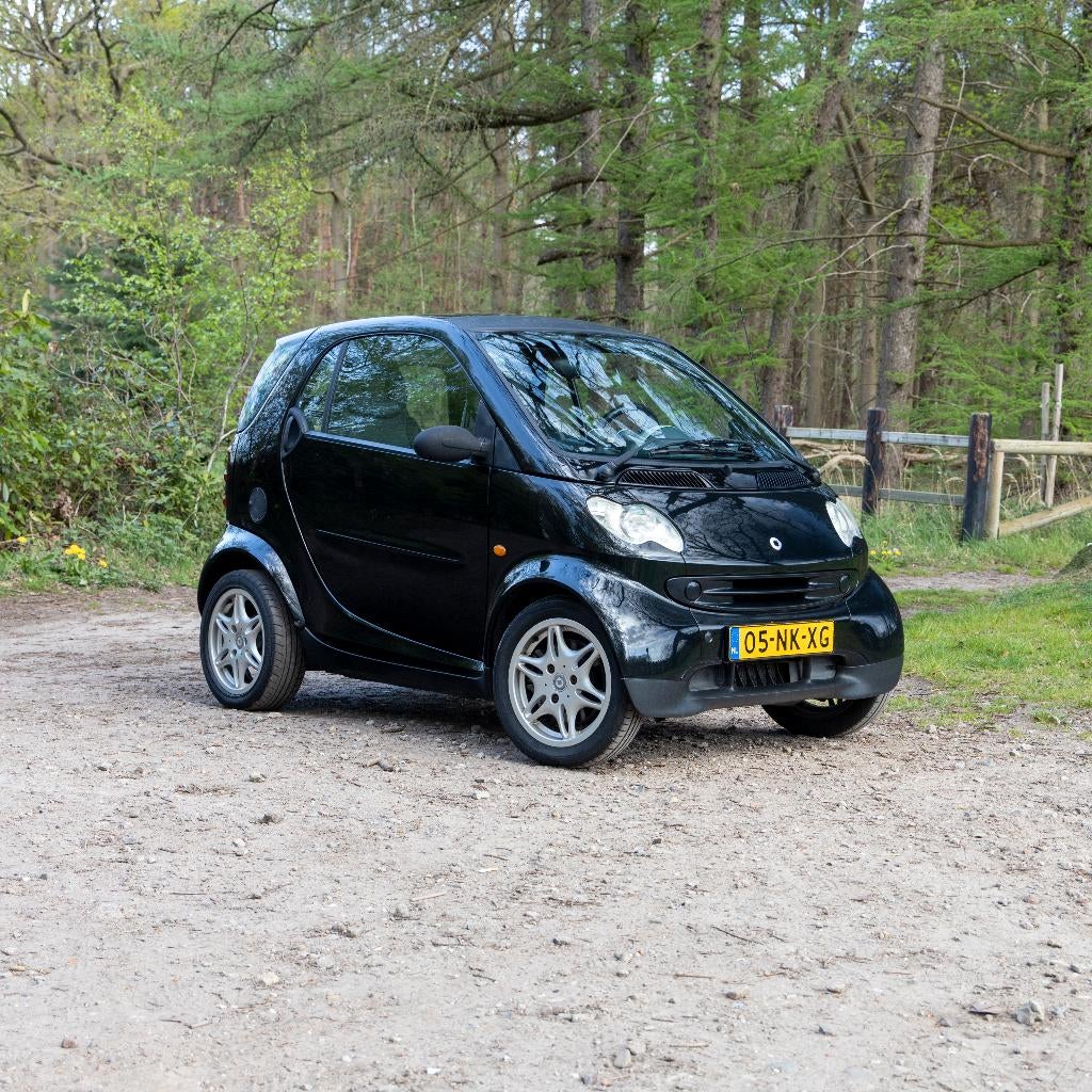 Smart 0.7 fortwo 2003, lage km, zuinig, Auto's, Smart, Achterwielaandrijving, 18 €/maand, 61 pk, Zwart