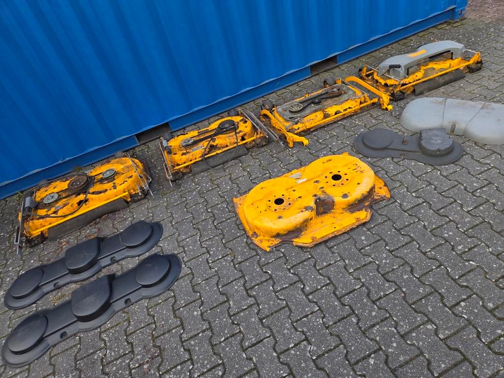 Partij maaidekken voor Stiga zitmaaiers, Tuin en Terras, Zitmaaiers, Ophalen, Gebruikt, Mulchfunctie, Stiga park