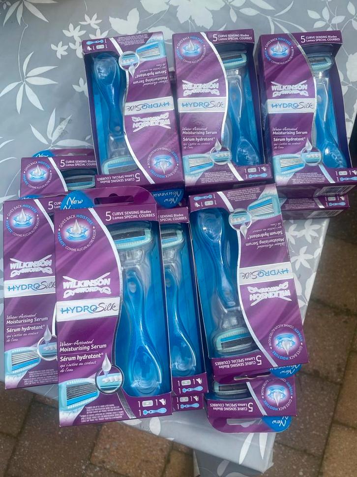 Wilkinson Hydro Silk Scheermesjes - Nieuw (Meerdere), Motoren, Accessoires | Sloten, Nieuw, Ophalen of Verzenden