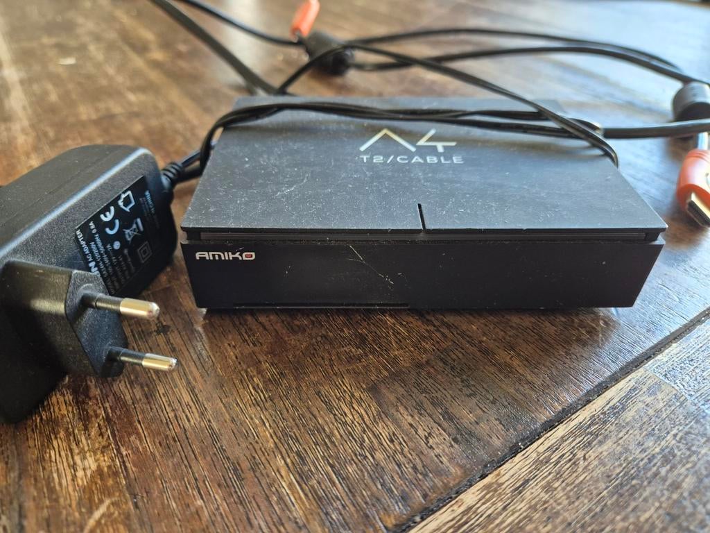 Amiko A4 T2/Cable Decoder, Ophalen of Verzenden, Gebruikt, Decoder