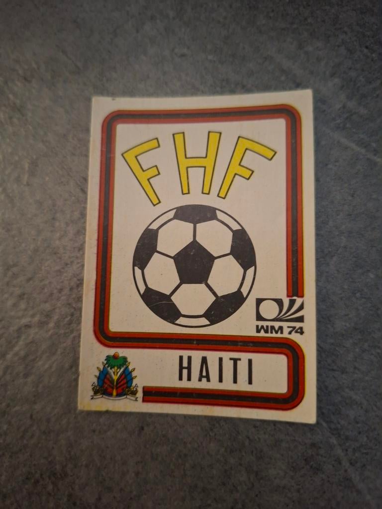 Panini sticker WK 74 München. Embleem Haiti., Verzenden, Zo goed als nieuw, Sticker