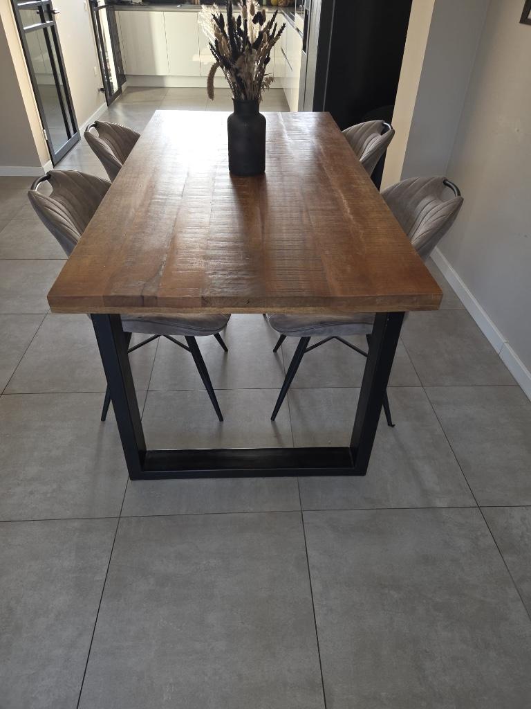 Eettafel, Ophalen, 50 tot 100 cm, Zo goed als nieuw, 150 tot 200 cm