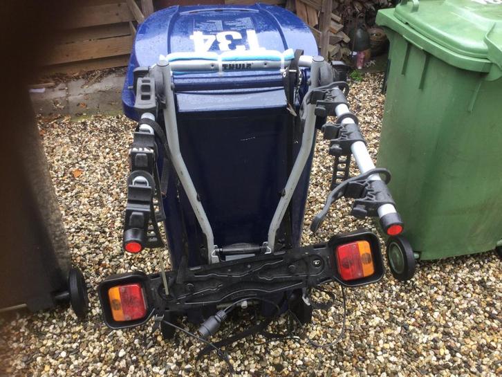 Fietsendrager, Thule, Auto diversen, Fietsendragers, Zo goed als nieuw, Trekhaakdrager, 3 fietsen of meer, Ophalen