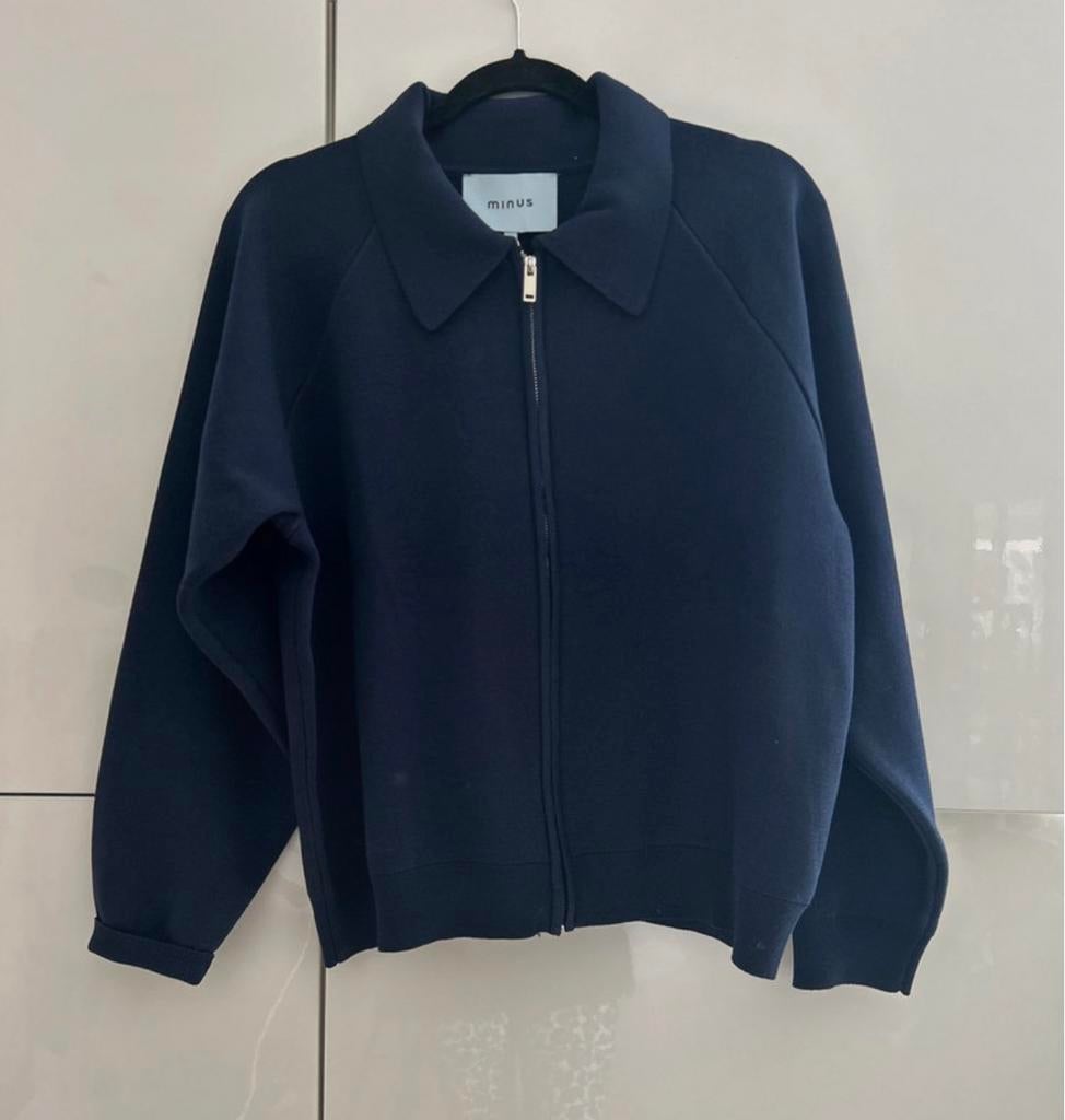 Minus vest XL Sky Captain Cardigan €109 nieuw, Kleding | Dames, Ophalen of Verzenden, Nieuw, Maat 42/44 (L), Blauw