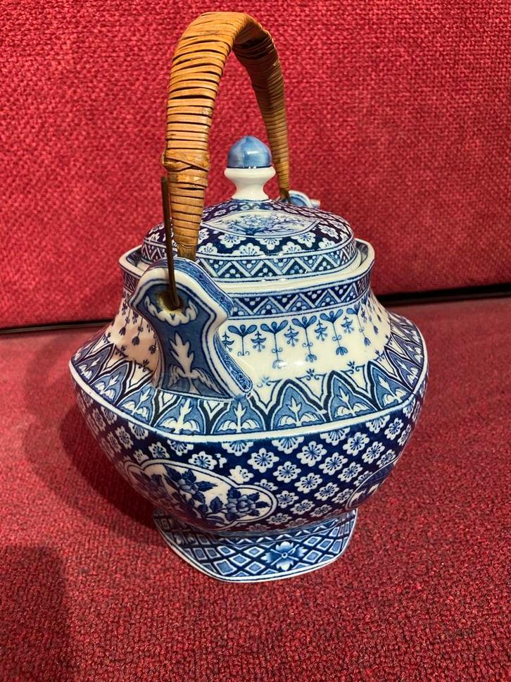 Grote chocolade ketel Keria of Zaankanter servies, Antiek en Kunst, Antiek | Porselein, Ophalen of Verzenden