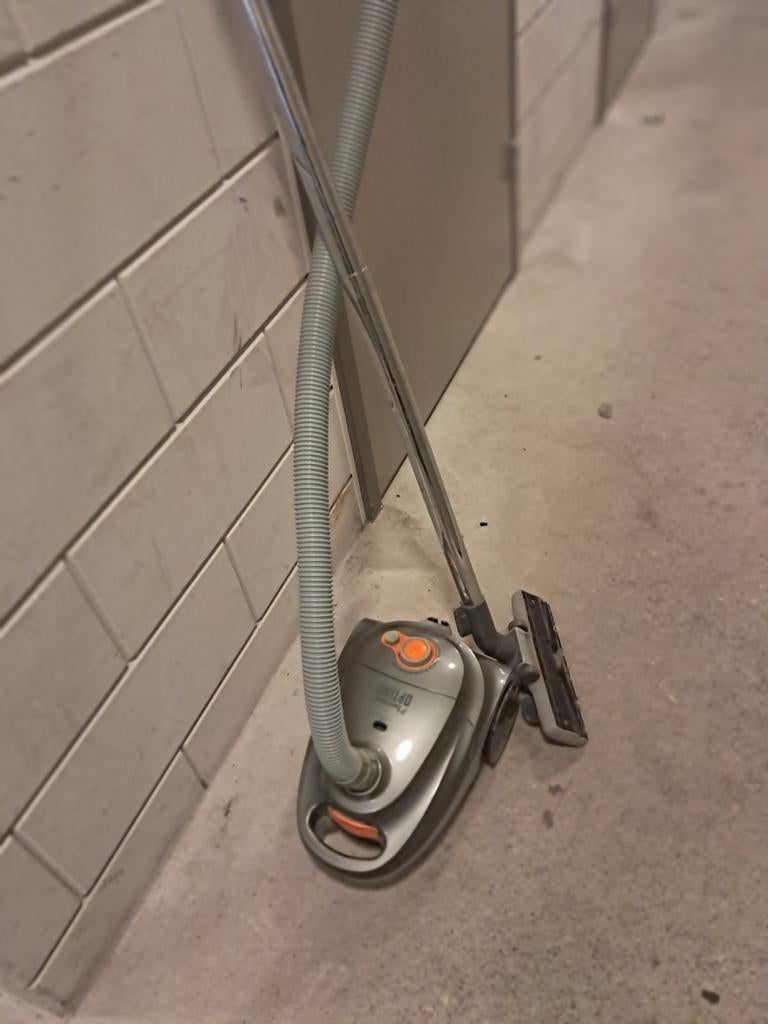 Stofzuiger Bestron, Ophalen, Gebruikt, Stofzak, Stofzuiger