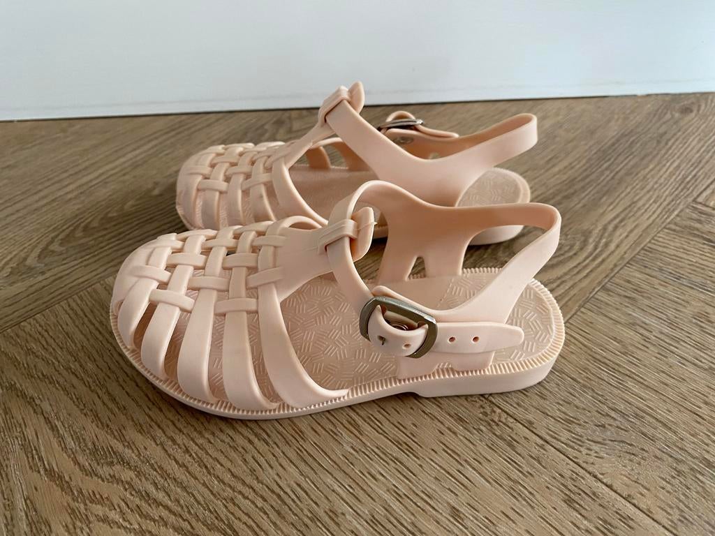Zalmroze waterschoenen maat 26, Kinderen en Baby's, Kinderkleding | Schoenen en Sokken, Gebruikt, Meisje, Overige typen, Ophalen of Verzenden