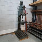 Zware kolom boormachine., Ophalen