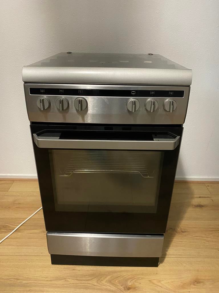 Gasfornuis met oven, Witgoed en Apparatuur, Fornuizen, Ophalen, Zo goed als nieuw