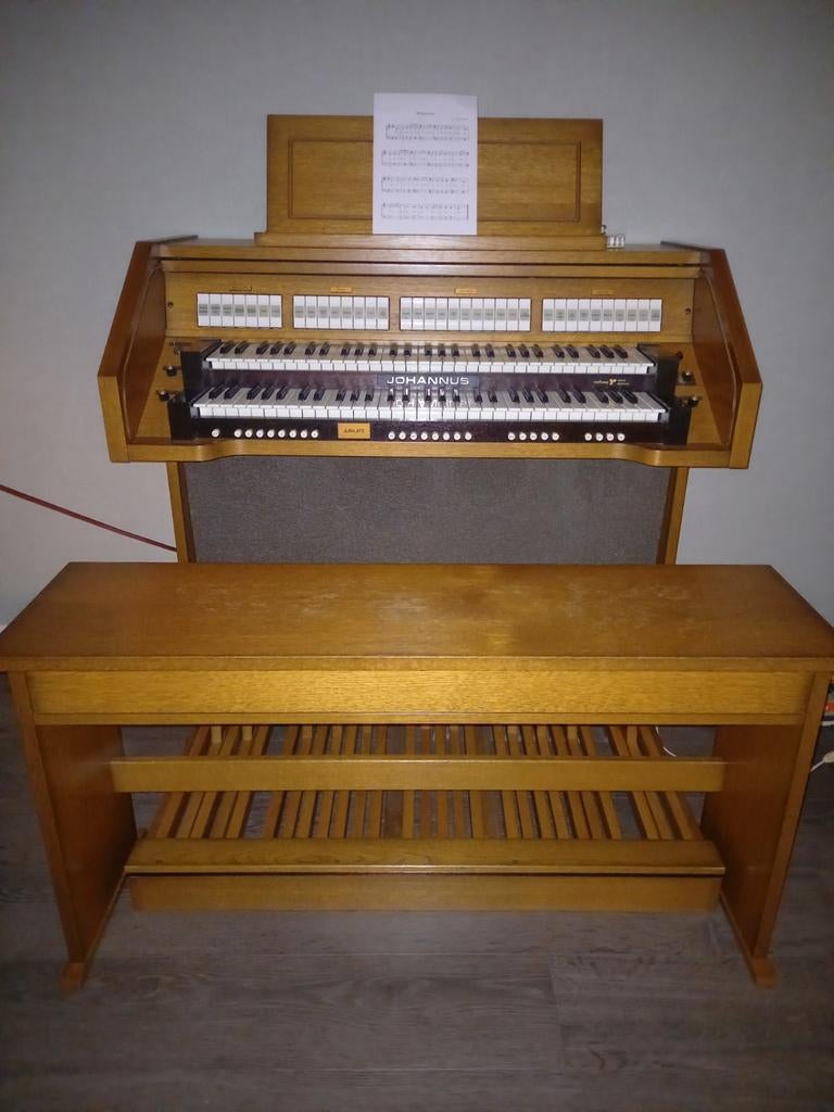 Johannus Orgel met 2 klavieren en pedaal, Ophalen of Verzenden