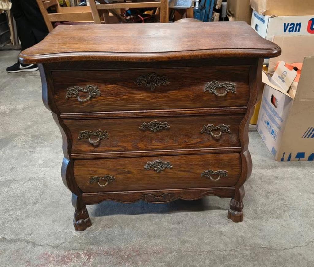 Buikkastje - klein ladekastje, Ophalen