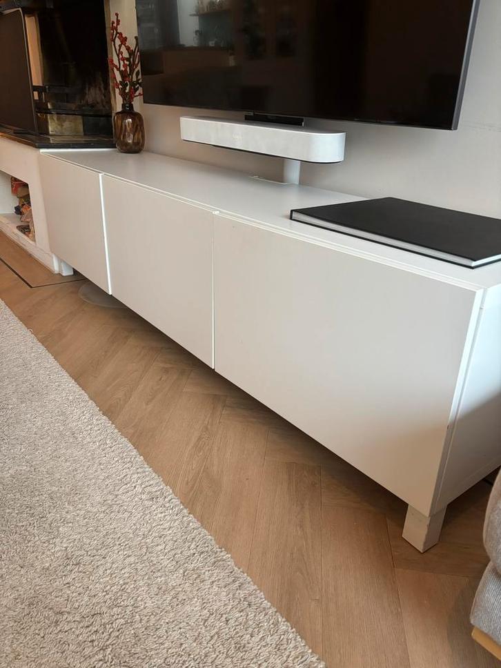 IKEA TV Meubel - Besta wit, Huis en Inrichting, Kasten | Televisiemeubels, Zo goed als nieuw, Minder dan 100 cm, 150 tot 200 cm
