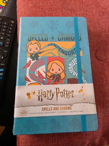 Harry potter  spells and charms  beschikbaar voor biedingen