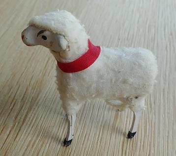 Putz schaapje met rode halsband (vintage) beschikbaar voor biedingen