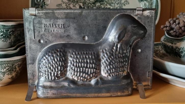 Boterlam chocolademal kaiser, Antiek en Kunst, Antiek | Keukenbenodigdheden, Ophalen of Verzenden