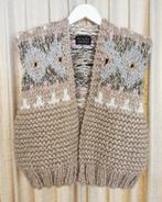 Handgebreid hes vest naar model van Kiro by Kim maat S nieuw, Ophalen of Verzenden, Nieuw, Maat 36 (S), Beige