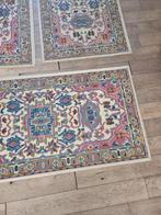 3 vintage vloerkleedjes per stuk 25 euro, Heikant 21 Kaatsheuvel, 50 tot 100 cm, Overige kleuren, Belle Vieille Brocante