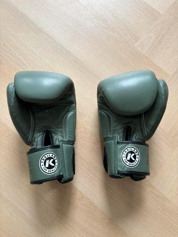 King PRO Boxing bokshandschoenen, Sport en Fitness, Boksen, Zo goed als nieuw, Bokshandschoenen, Ophalen of Verzenden