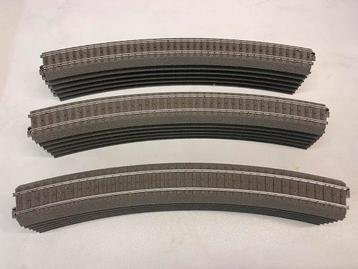 ** NIEUWSTAAT * 18x C-RAIL * Märklin 24430 * RADIUS 4 ** beschikbaar voor biedingen