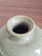 Vintage design artisan keramiek vaas groen gesigneerd, Ophalen of Verzenden