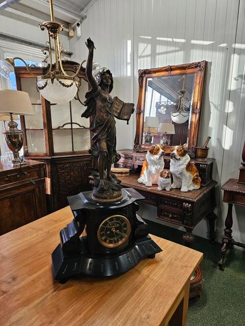 Zeer grote antieke pendule, Antiek en Kunst, Antiek | Klokken, Ophalen