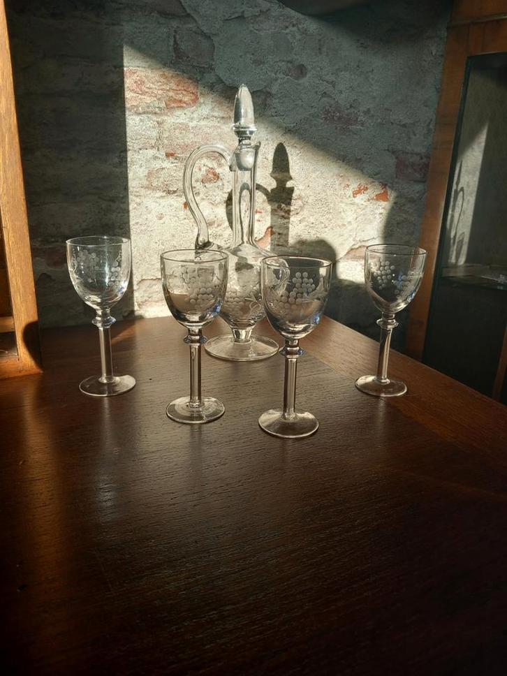 Prachtig oud brocant setje  gegraveerd glas karaf met glas, Antiek en Kunst, Antiek | Glas en Kristal, Ophalen of Verzenden