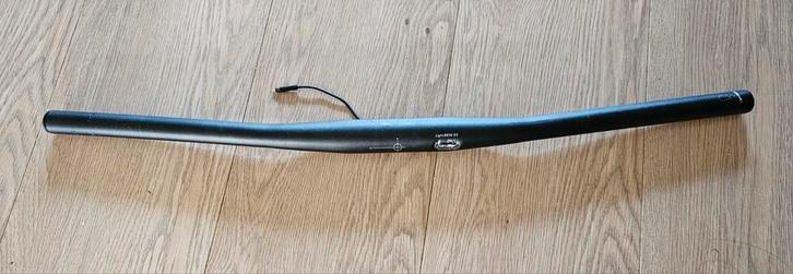 Lightskin stuur met LED geïntegreerd, Fietsen en Brommers, Fietsonderdelen, Zo goed als nieuw, Algemeen, Stuur, Ophalen of Verzenden