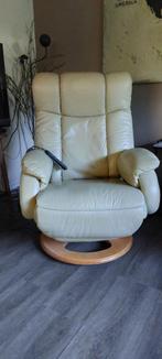 Elektrische relaxstoel fauteuil leer, Ophalen, Gebruikt, 50 tot 75 cm, Leer