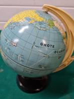 Wereld bol metaal met kunststof voet, Ophalen of Verzenden