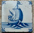 Antieke tegel scheepje schip, Ophalen of Verzenden